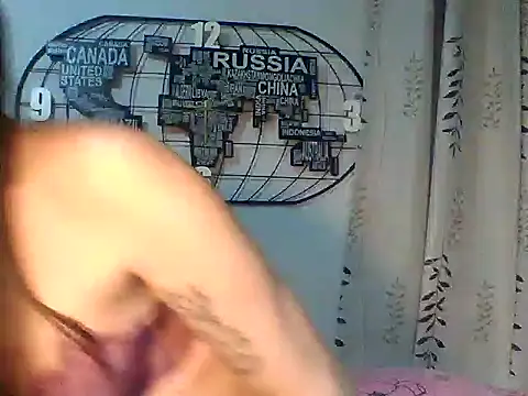 Imurwifey online show from October 24, 2025, 10:14 am