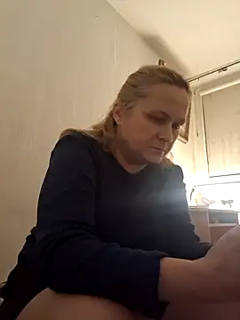 She-devilx online show from October 1, 2025, 10:35 pm