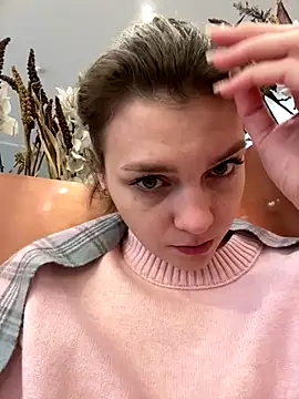 Snapshot of ValenciaShock chatting on November 28, 2025, 6:35 am ValenciaShock online show from November 28, 2025, 6:35 am