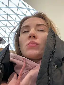 Snapshot of ValenciaShock chatting on January 24, 2025, 8:13 am ValenciaShock online show from January 24, 2025, 8:13 am