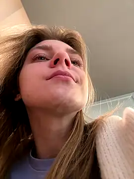 Snapshot of ValenciaShock chatting on November 12, 2025, 7:12 am ValenciaShock online show from November 12, 2025, 7:12 am