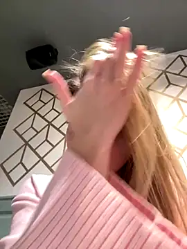 Snapshot of ValenciaShock chatting on November 20, 2025, 6:36 am ValenciaShock online show from November 20, 2025, 6:36 am