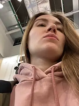 Snapshot of ValenciaShock chatting on January 25, 2025, 8:21 am ValenciaShock online show from January 25, 2025, 8:21 am