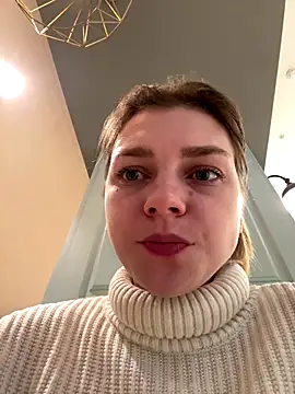 Snapshot of ValenciaShock chatting on November 14, 2025, 6:50 am ValenciaShock online show from November 14, 2025, 6:50 am