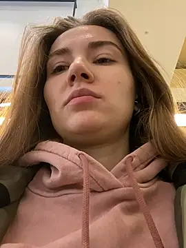 Snapshot of ValenciaShock chatting on January 31, 2025, 5:19 am ValenciaShock online show from January 31, 2025, 5:19 am