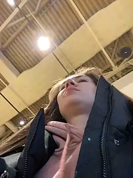 Snapshot of ValenciaShock chatting on January 24, 2025, 5:10 am ValenciaShock online show from January 24, 2025, 5:10 am