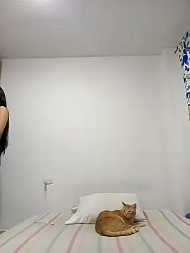 leah passion online show from February 13, 2026, 10:21 pm