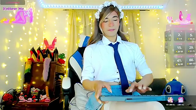 Aleexx    online show from February 28, 2026, 10:37 am