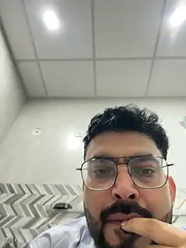 hot rajat online show from May 19, 2026, 2:40 am