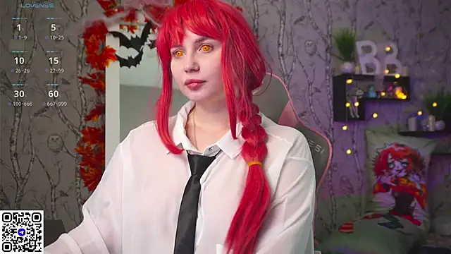 Snapshot of Moon_Valkyrie chatting on October 31, 2025, 10:56 am Moon Valkyrie online show from October 31, 2025, 10:56 am