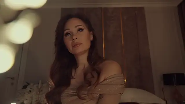 MilaDYstarlight online show from December 5, 2025, 4:38 pm