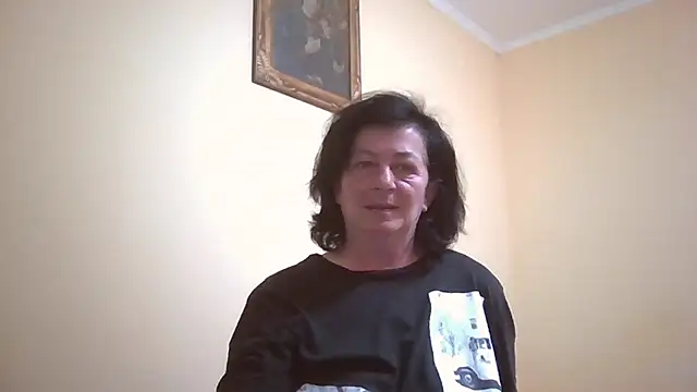 GypsiQueen2 online show from May 7, 2026, 6:44 pm