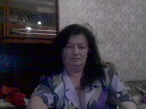 Snapshot of GypsiQueen2 chatting on March 20, 2025, 9:02 pm GypsiQueen2 online show from March 20, 2025, 9:02 pm