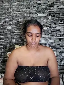 Xindias fantasyX online show from October 6, 2025, 6:41 pm