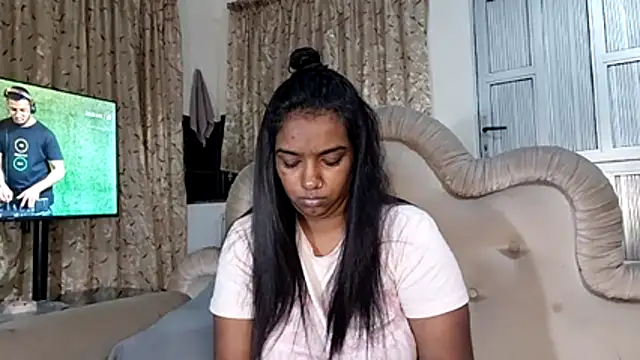 Xindias fantasyX online show from June 29, 2026, 8:19 pm