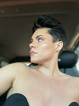 LukeLouHarvey online show from March 2, 2026, 4:35 am