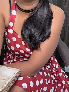 SCHOOL Girl 0 online show from April 9, 2026, 1:18 am