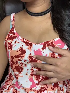 SCHOOL Girl 0 online show from September 10, 2025, 3:55 pm