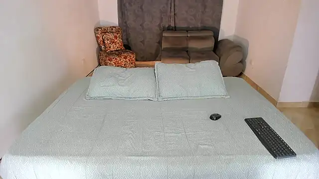 Fairycandyx online show from March 11, 2025, 5:57 am