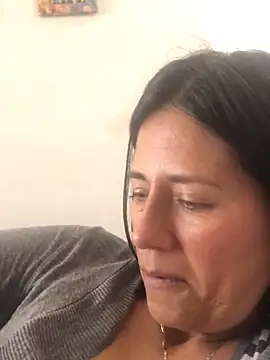 sharoon cheerry online show from March 9, 2025, 4:22 pm