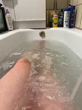 David19932908 online show from October 8, 2025, 3:57 pm