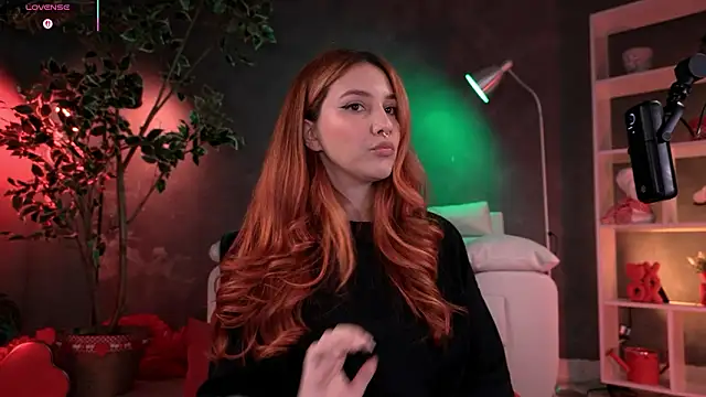 RedJasmine  online show from February 24, 2026, 12:00 am