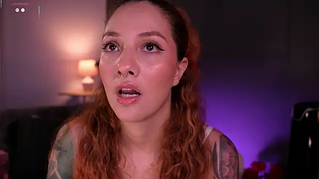 Snapshot of RedJasmine_ chatting on May 24, 2026, 10:42 pm RedJasmine online show from May 24, 2026, 10:42 pm