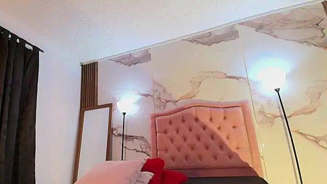 Jade20  online show from February 21, 2026, 10:01 pm