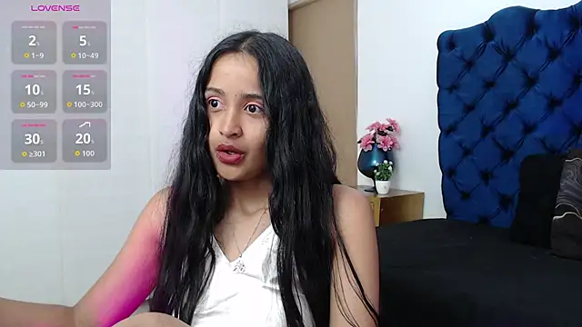 Lili666  online show from November 1, 2025, 3:13 am