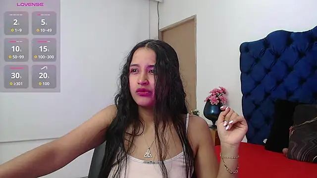 Lili666  online show from September 12, 2025, 3:06 am