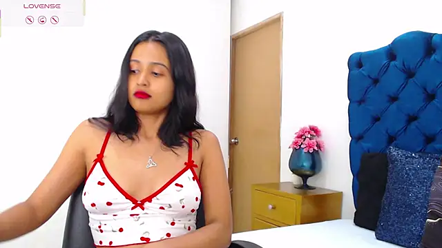 Snapshot of Lili666_ chatting on May 29, 2026, 3:45 am Lili666 online show from May 29, 2026, 3:45 am