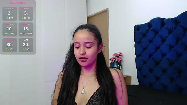 Lili666  online show from November 2, 2025, 3:44 am