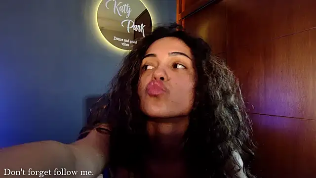 kattypark online show from March 7, 2025, 3:40 am