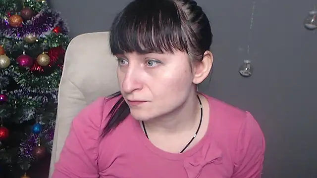 NinaFlawlees online show from December 21, 2025, 12:51 pm