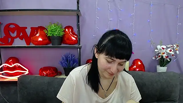 NinaFlawlees online show from March 6, 2025, 2:51 am