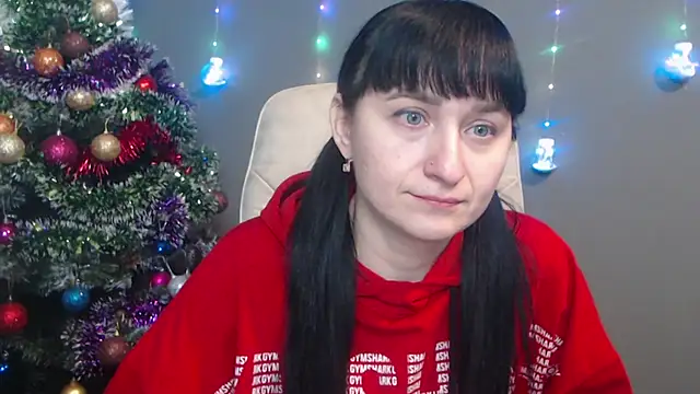 NinaFlawlees online show from December 5, 2025, 6:45 am