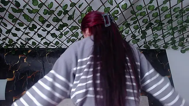 Snapshot of adriscute chatting on April 17, 2026, 7:28 pm adriscute online show from April 17, 2026, 7:28 pm