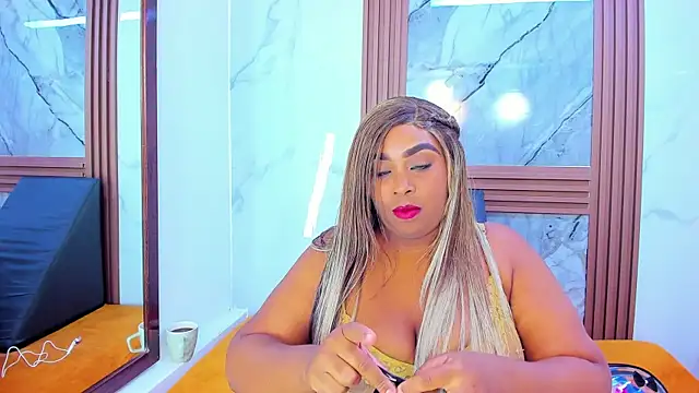 Snapshot of HannyMansonh chatting on October 17, 2025, 3:43 am HannyMansonh online show from October 17, 2025, 3:43 am