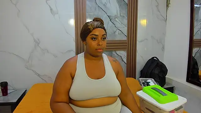 Snapshot of HannyMansonh chatting on March 22, 2025, 3:30 am HannyMansonh online show from March 22, 2025, 3:30 am