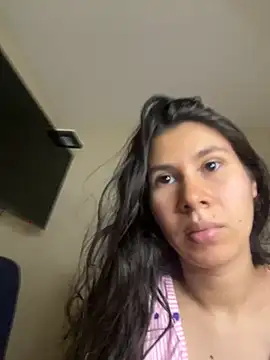 Snapshot of alia_bashar chatting on May 7, 2026, 8:12 pm alia bashar online show from May 7, 2026, 8:12 pm