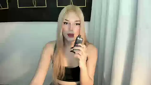 hotstellacumxxx online show from September 28, 2025, 2:02 pm