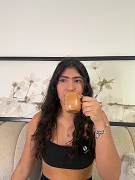 Gaby zahir  online show from February 5, 2026, 12:12 pm