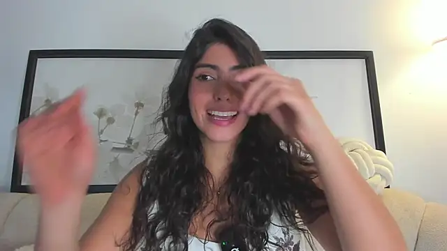 Gaby zahir  online show from January 12, 2026, 2:29 am