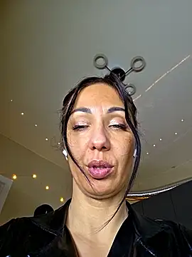 LeticiaWoods online show from January 11, 2026, 9:22 pm