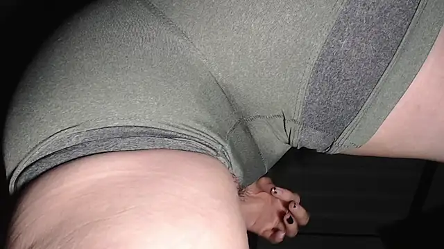 Snapshot of candylove05 chatting on October 9, 2025, 2:45 am candylove05 online show from October 9, 2025, 2:45 am