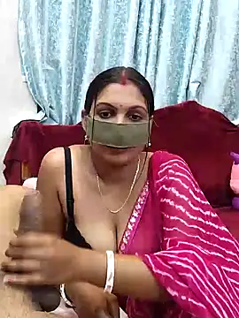 Queen Dolly online show from February 8, 2025, 6:11 pm