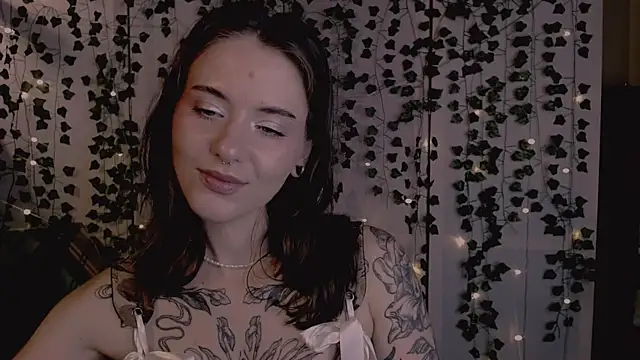 risha laas online show from September 27, 2025, 8:15 pm