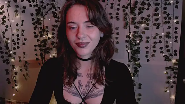 risha laas online show from December 20, 2025, 8:12 pm