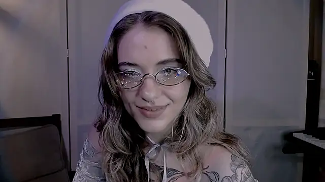 risha laas online show from December 24, 2024, 6:17 pm