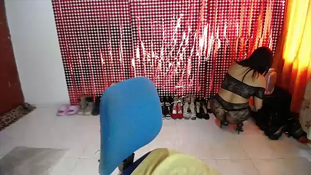 Sweett Anya online show from November 16, 2025, 7:29 pm